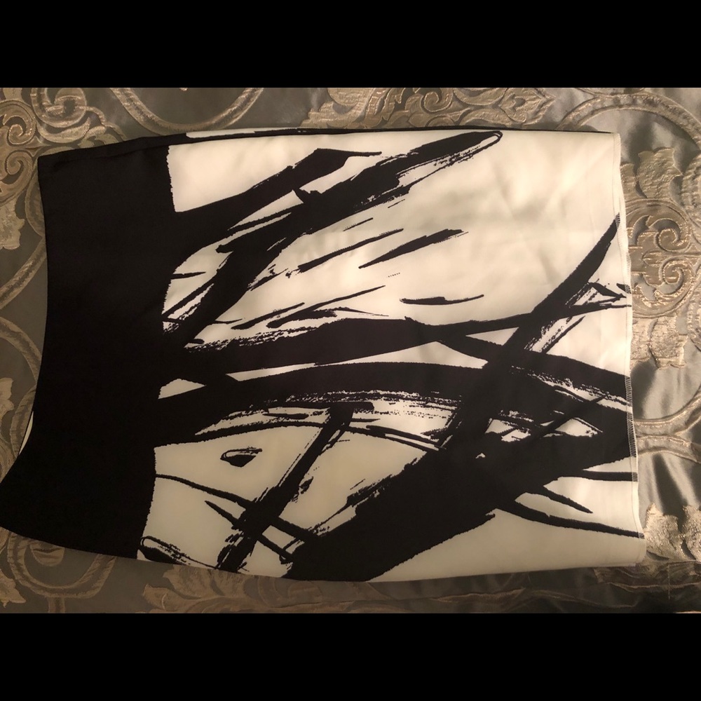 Black and white fashion skirt